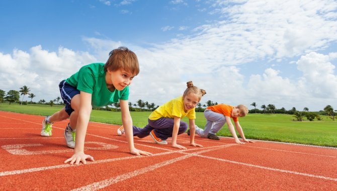Çocuğunuzun İkinci Döneme Sağlıklı Girmesi İçin “Önce Spor”