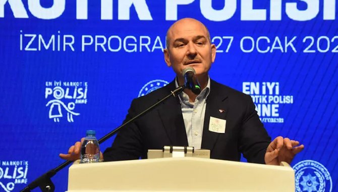 Bakan Soylu, İzmir'de "En İyi Narkotik Polisi Anne" programında konuştu: