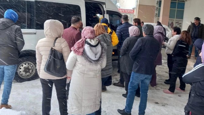 Akşehir Devlet Hastanesi deprem bölgesine 30 sağlık personelini gönderme kararı aldı