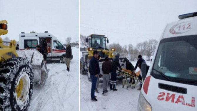 Ordu'da hasta kadın kepçeyle ambulansa taşındı