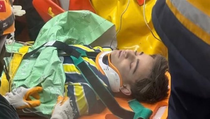 Kahramanmaraş'ta 16 yaşındaki çocuk depremden 119 saat sonra kurtarıldı