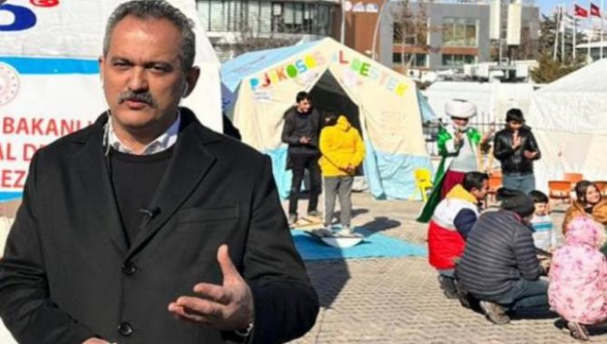 Milli Eğitim Bakanı Özer'den deprem bölgesindeki okullara ilişkin açıklama: