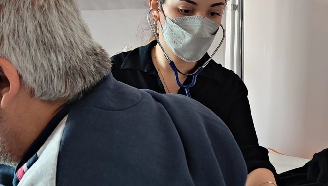 Bursa'daki hastanelerde 6 bin 287 depremzedeye hizmet verildi