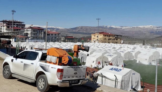 Pursaklar Belediyesinden Kahramanmaraş’taki Salgın Hastalık Riskine Karşı İlaçlama