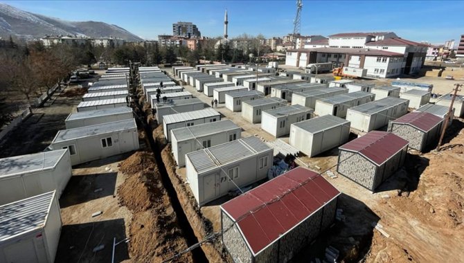 Elbistan'da 16 bin depremzede için konteyner kent kuruluyor