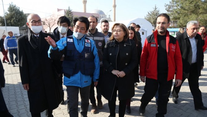 Gaziantep Büyükşehir Belediye Başkanı Şahin ve Büyükelçi Suziki'den, Japon sahra hastanesini ziyaret