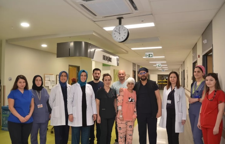 Dirençli epilepsi hastası genç kız Bursa'da ameliyatla sağlığına kavuştu
