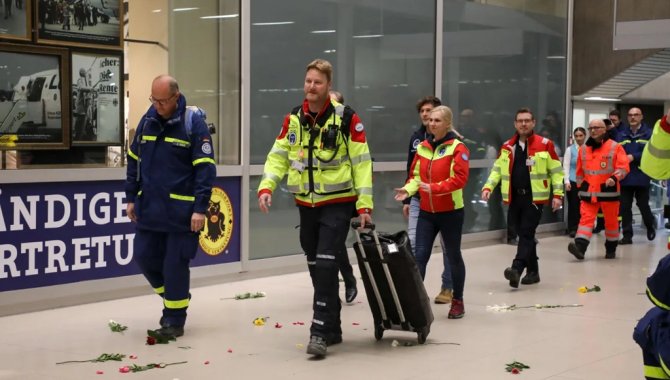 Avrupa'dan 3 binin üzerinde arama kurtarma ve sağlık personeli deprem bölgesine geldi