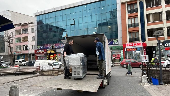 Kağıthane Devlet Hastanesi'nde tahliye çalışmaları sürüyor