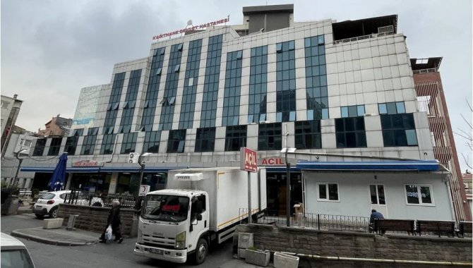 Kağıthane Devlet Hastanesi'nde tahliye çalışmaları devam ediyor
