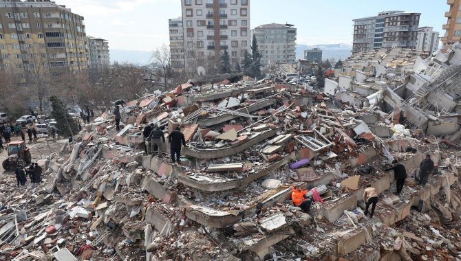 Bartın Üniversitesi akademisyenleri deprem bölgesindeki yapısal değişiklikleri anlattı