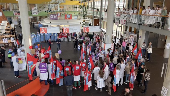 Hollanda’da 64 hastanede yaklaşık 200 bin sağlık çalışanı greve gitti