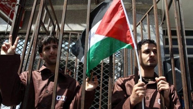 İsrail hapishanesindeki kanser hastası Filistinli mahkumun durumu kötüleşti