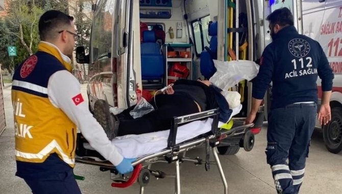 Bursa'da fabrikada kolunu makineye kaptıran işçi hastaneye kaldırıldı