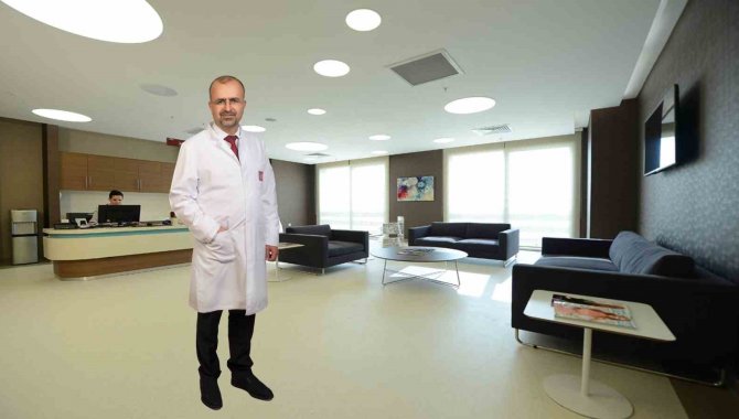 İyi Huylu Prostat Büyümesi Bu Yöntemle Kesi Olmadan Tedavi Ediliyor