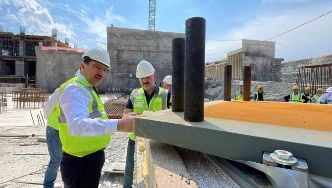 Sakarya Şehir Hastanesi Yükseliyor: Projede Fiziki Gerçekleşme Oranı Yüzde 40’a Ulaştı