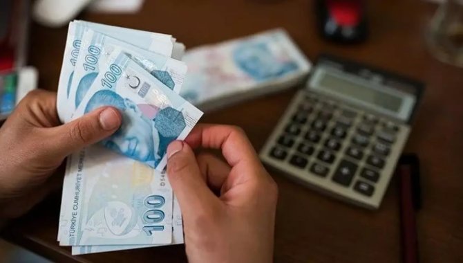TÜRK-İŞ'e göre nisan ayında 4 kişilik ailenin yoksulluk sınırı 33 bin 15 lira oldu