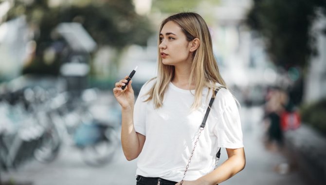 Avustralya’da elektronik sigara satışı, "gençlerin sağlığını etkilediği" gerekçesiyle sınırlandırıldı