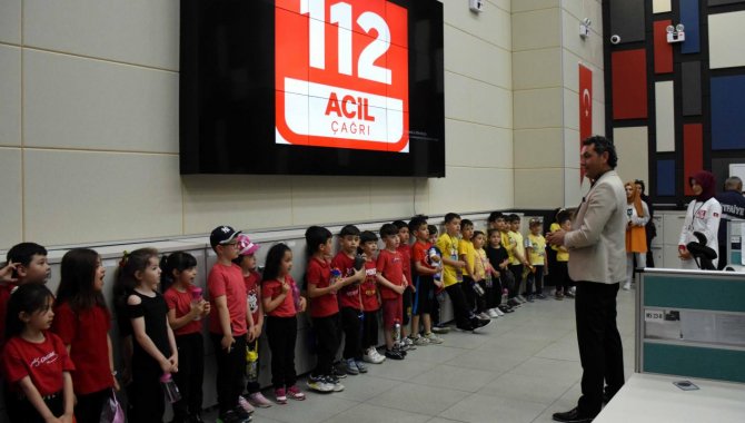 Kırıkkale'de öğrencilere 112 Acil Çağrı Merkezi'nin hizmetleri tanıtıldı