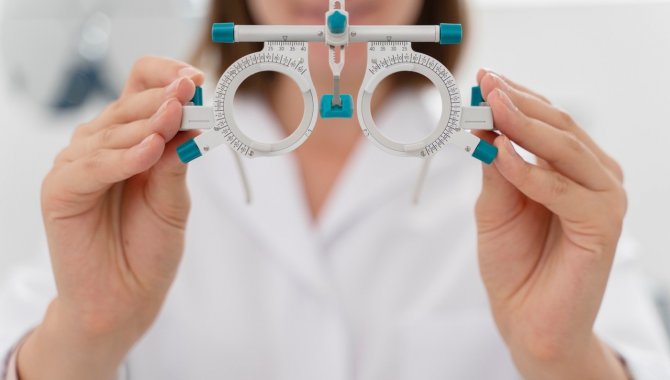 Bu Göz Hastalıklarına Dikkat, Düzenli Göz Muayenesi Ve Erken Teşhis Önemli