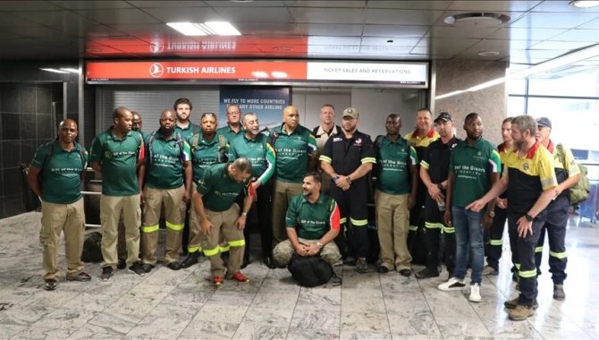 Türkiye'ye yardıma koşan Güney Afrikalı arama kurtarma ekiplerine teşekkür yemeği