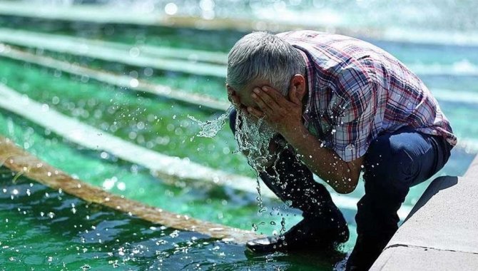 Kronik rahatsızlığı bulunanlara "sıcak çarpması" uyarısı