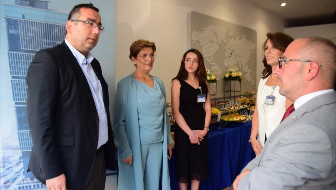 Medipol Hastanesi'nin Tiran temsilcilik ofisi açıldı