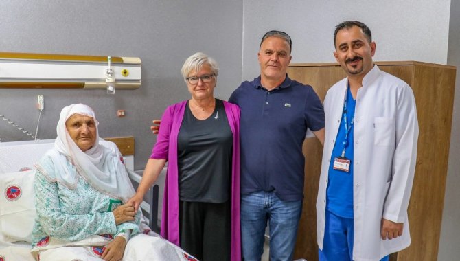 Londra'da yaşayan kalp hastası kadın, Van'da yapılan ameliyatla iyileşti