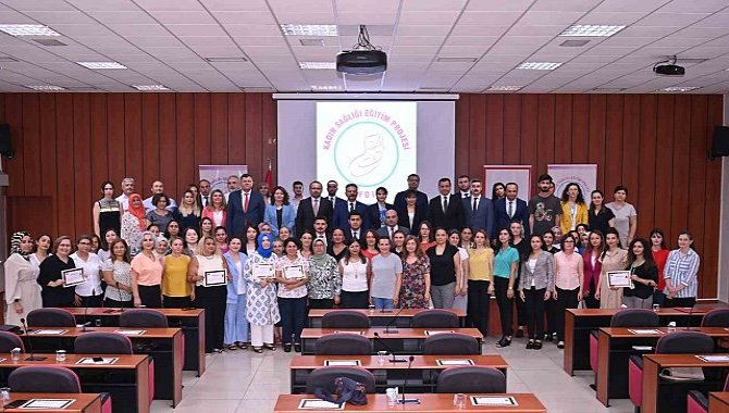 Aydın'da yürütülen "Kadın Sağlığı Eğitim Projesi'nde" bilgilendirme toplantısı yapıldı