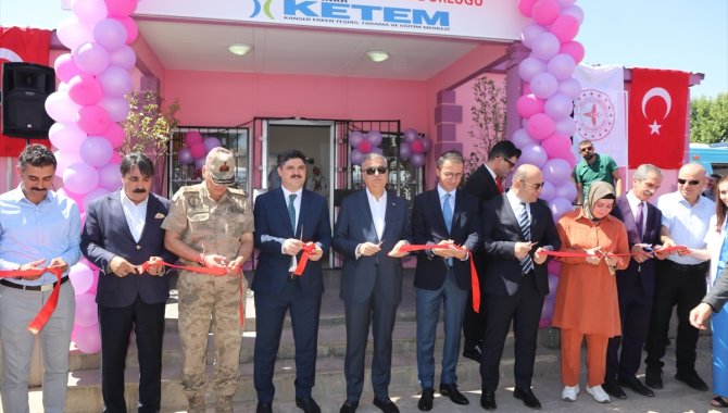 Diyarbakır'da KETEM hizmet binası ve mobil mamografi aracı hizmete sunuldu