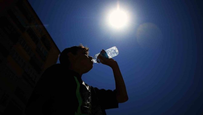 Bursa Valiliği’nden Sıcak Hava Uyarısı