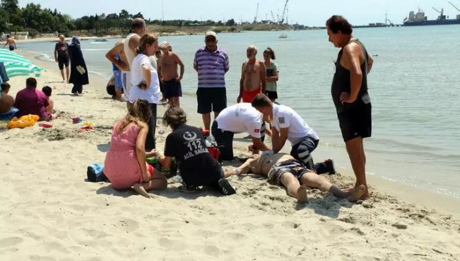Tekirdağ'da denizde kalp krizi geçiren kişi yaşamını yitirdi
