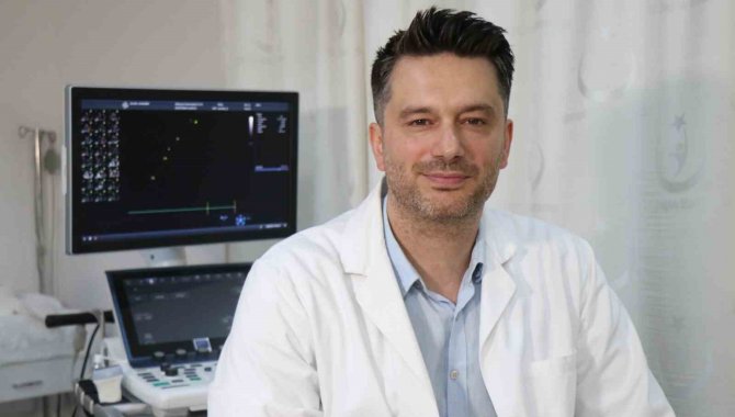 Uzmanı Uyardı: Sıcak Havalar, Kalp Ve Tansiyon Hastalıklarını Tetikleyebilir