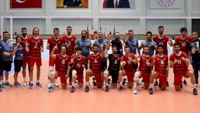 İşitme engelli voleybolculardan, A Milli Erkek ve Kadın takımlarına maç çağrısı