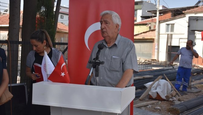 Kemalpaşa ilçesinde aile sağlığı merkezinin temeli atıldı