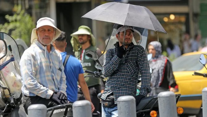 İran’ın güneybatısında hava sıcaklığı 50 dereceyi aştı