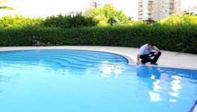 Antalya’daki 5 bin 300 havuzun hijyen denetimi yapıldı