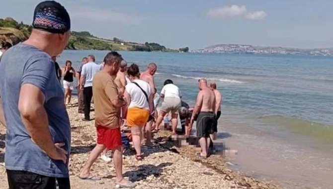 Sinop'ta denizde boğulma tehlikesi geçiren 4 kişilik aile yaşam mücadelesini kaybetti