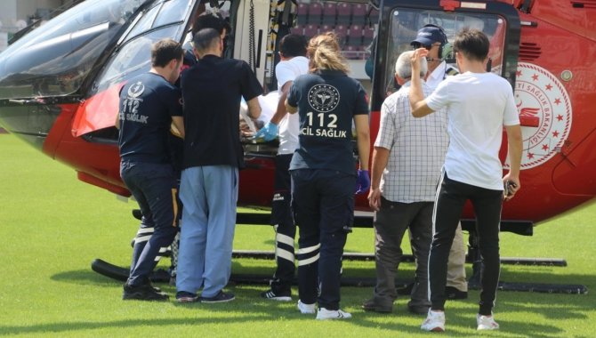 Amasya'da doğum sonrası rahatsızlanan kadın ambulans helikopterle Samsun'a sevk edildi
