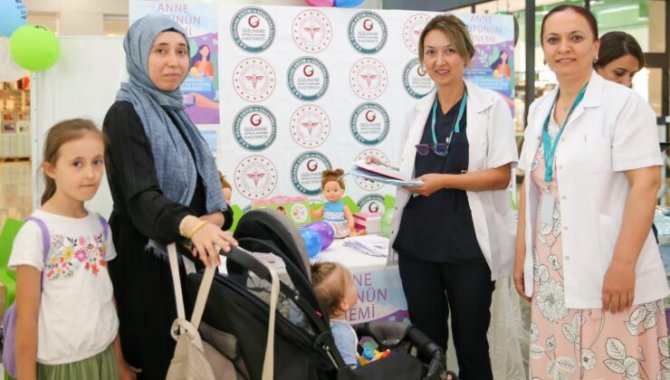 Ankara Gülhane Eğitim ve Araştırma Hastanesinden anne sütü ve emzirme etkinliği
