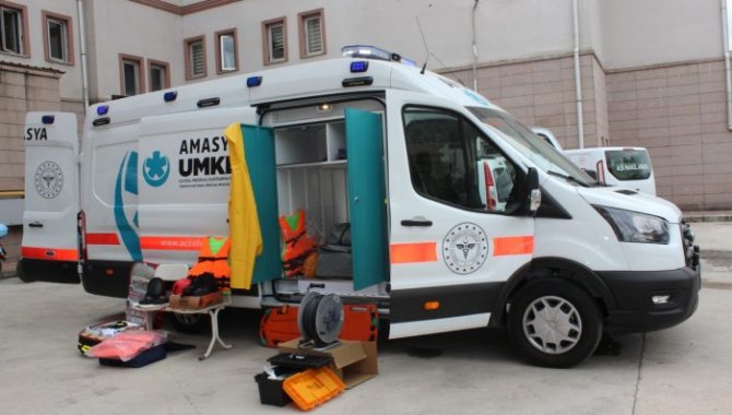 Amasya’ya tam donanımlı UMKE acil müdahale aracı tahsis edildi