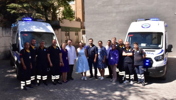ESOGÜ Hastanesi'nde 2 ambulans hizmet vermeye başladı
