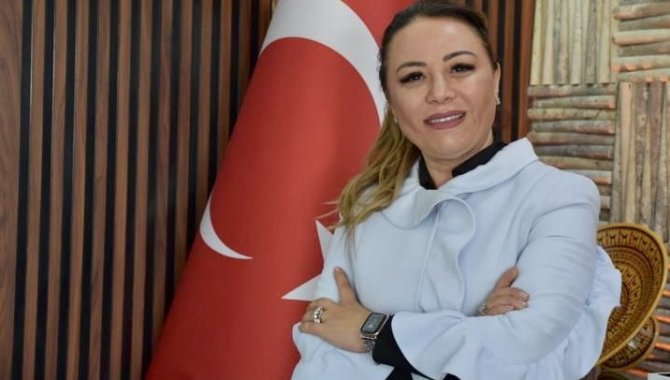 Prof.dr. Karabulut: "Şevketi Bostan Taş Düşürmede Birebir"