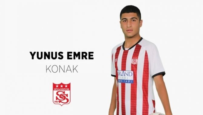 Sivasspor'dan Yunus Emre Konak'ın sağlık durumuna ilişkin bilgilendirme: