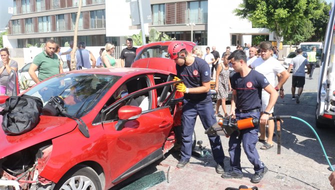 Antalyaspor'dan trafik kazasında yaralanan futbolcu Naldo'nun ailesine ilişkin açıklama