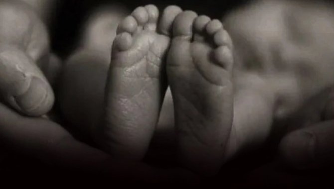 Aydın'da annesini emerken nefessiz kalan bebek öldü