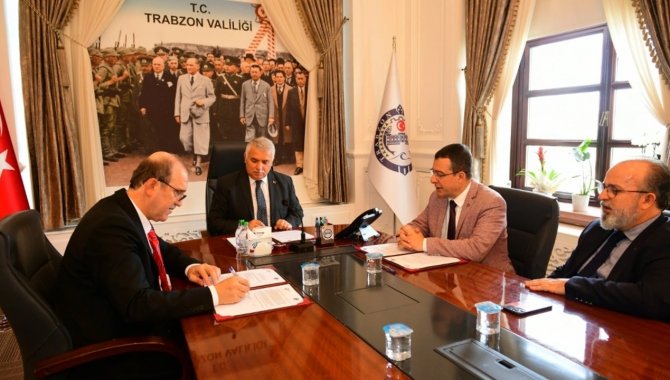 Trabzon'da, "Aile Hekimliği Hizmet Sözleşmesi" protokolü imzalandı