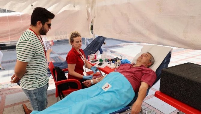 Edirne'de kan bağışı kampanyası düzenlendi