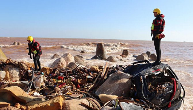 Selin vurduğu Derne'deki arama kurtarma çalışmalarını AFAD koordine ediyor