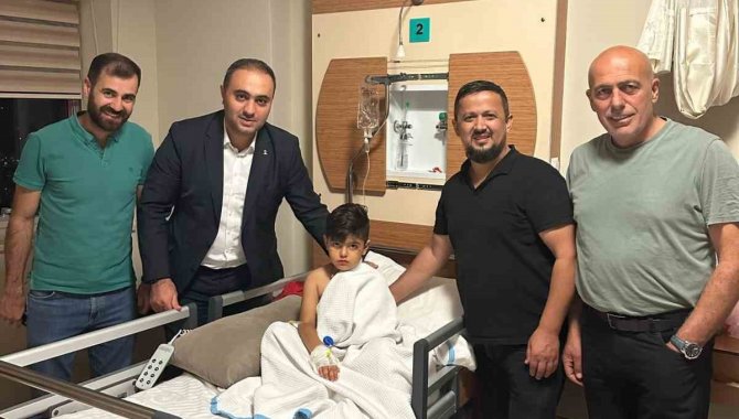 AK Partili ilçe başkanı Heimlich manevrası ile 5 yaşındaki çocuğun hayatını kurtardı